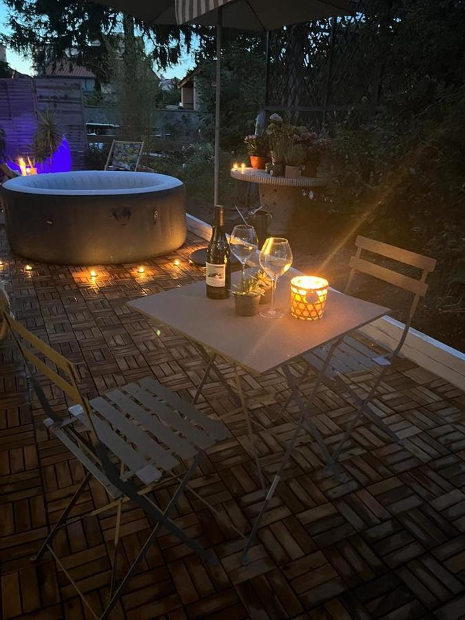 Superbe Appartement Avec Jacuzzi Avec Jardin Prive Lyon Luaran gambar