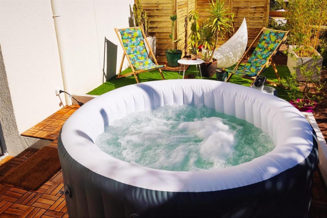 Superbe Appartement Avec Jacuzzi Avec Jardin Prive Lyon Luaran gambar